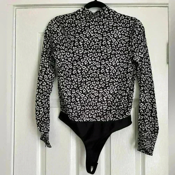 Sincerely Jules Bodysuit Blouse - Picture 4 of 6